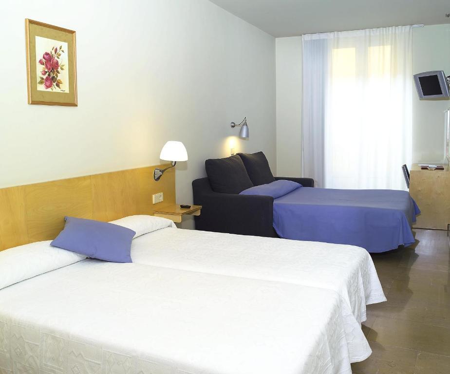 Hotel Rambla Figueres Figueras Habitación foto