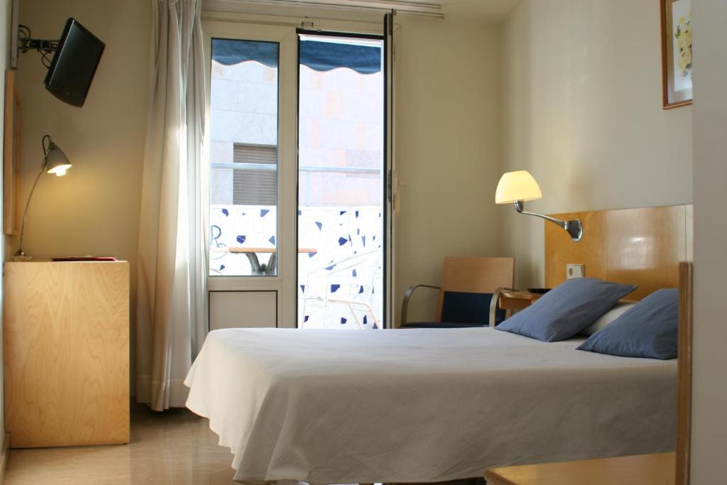 Hotel Rambla Figueres Figueras Habitación foto
