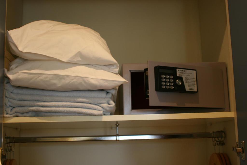 Hotel Rambla Figueres Figueras Habitación foto