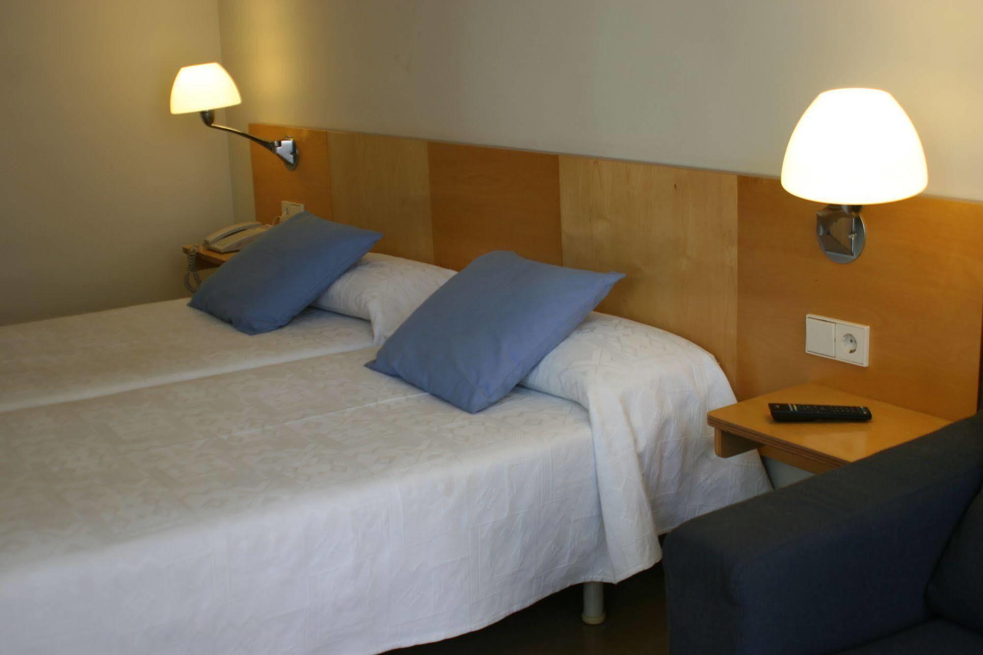 Hotel Rambla Figueres Figueras Exterior foto